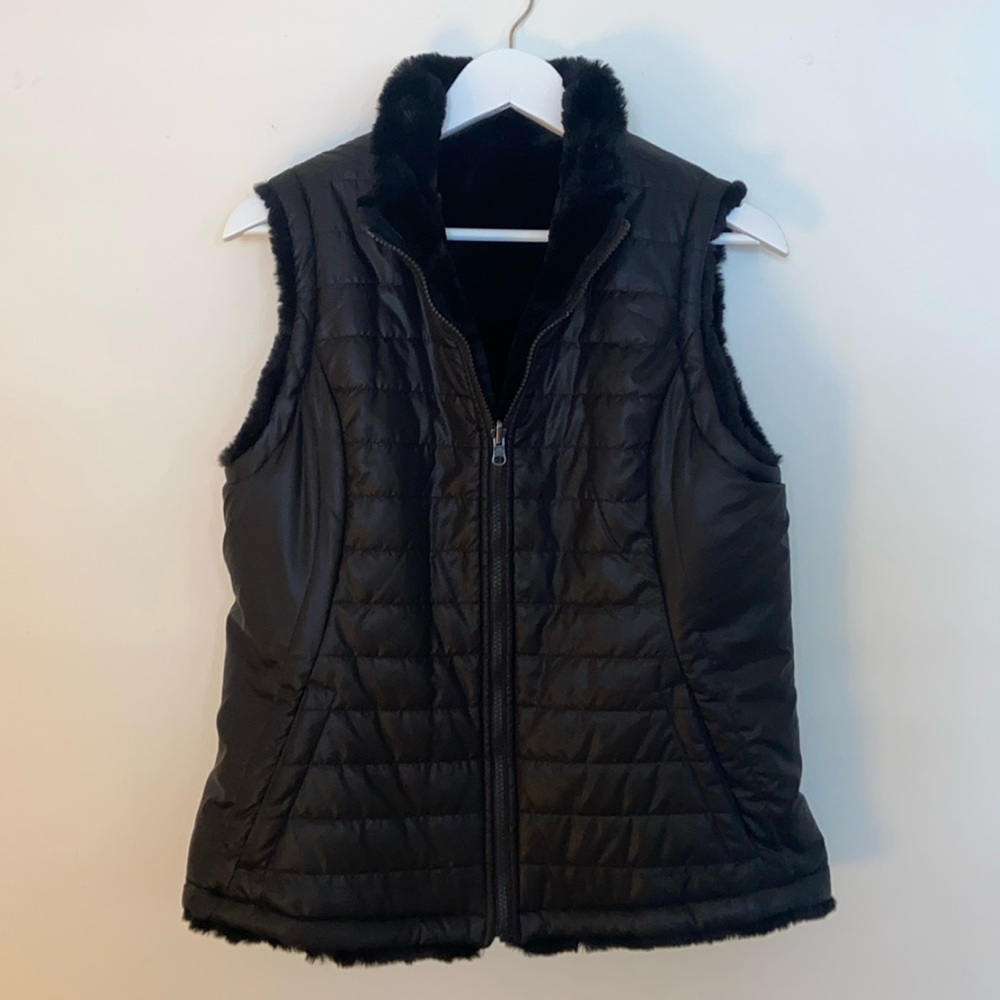 Women’s Black Full Length Reversible Fur Puffer Vest with pockets - Size Large